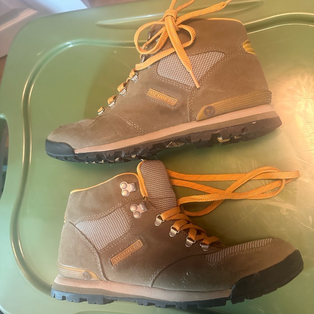 Merrell Eagle hiking boots
